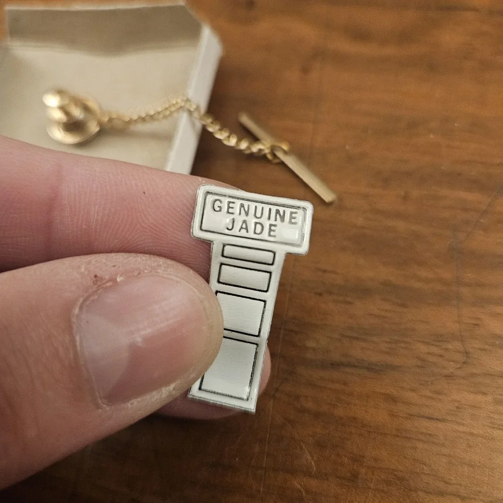 Vintage Swank Genuine‎ Jade Stone Tie Tack Set In Gold Tone In Box